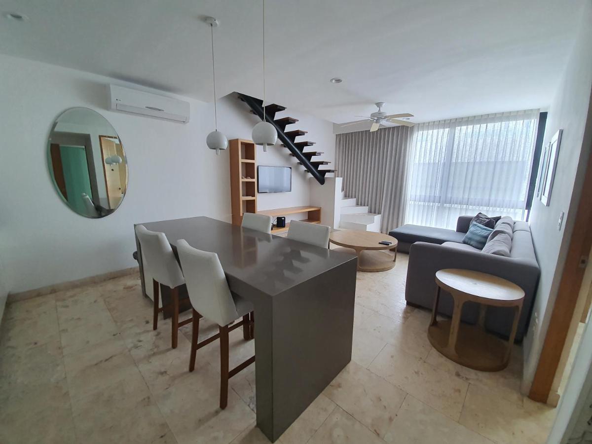 Departamento Con Terraza Excelente Ubicacion Y Wifi * Playa del Carmen