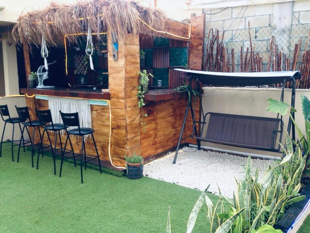 Izsla Suites Apartahotel 2*