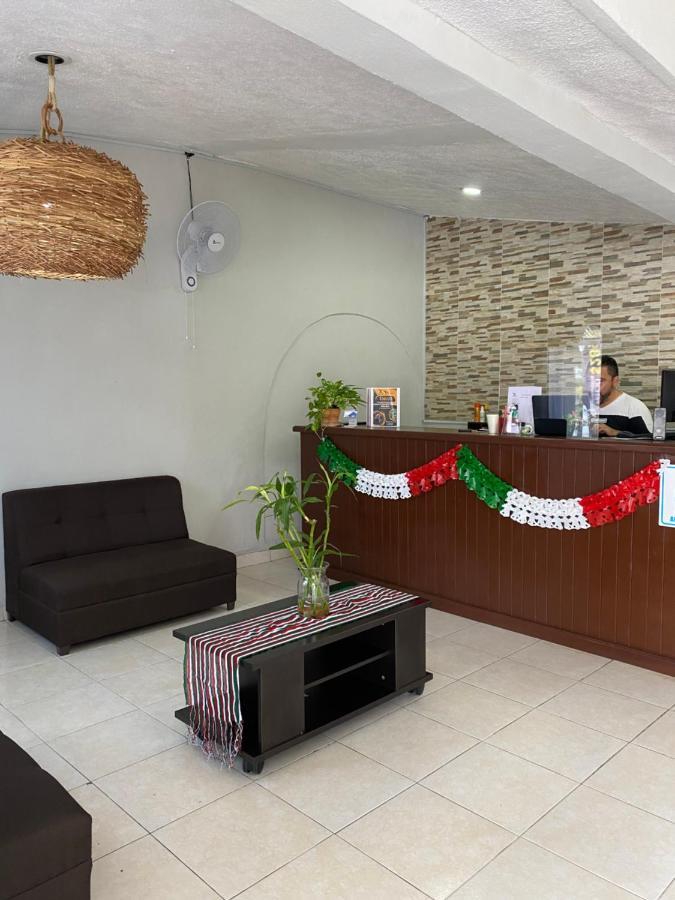 Balxiba Alberca Y Estacionamento Hotel Playa del Carmen