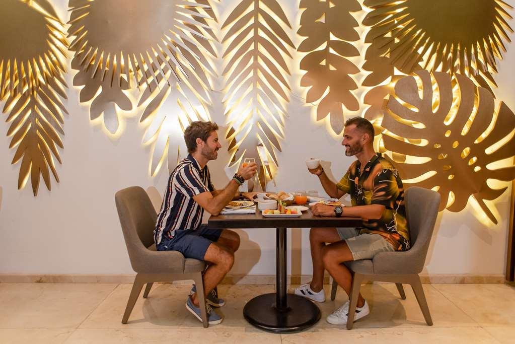 The Reef 28 * Playa del Carmen