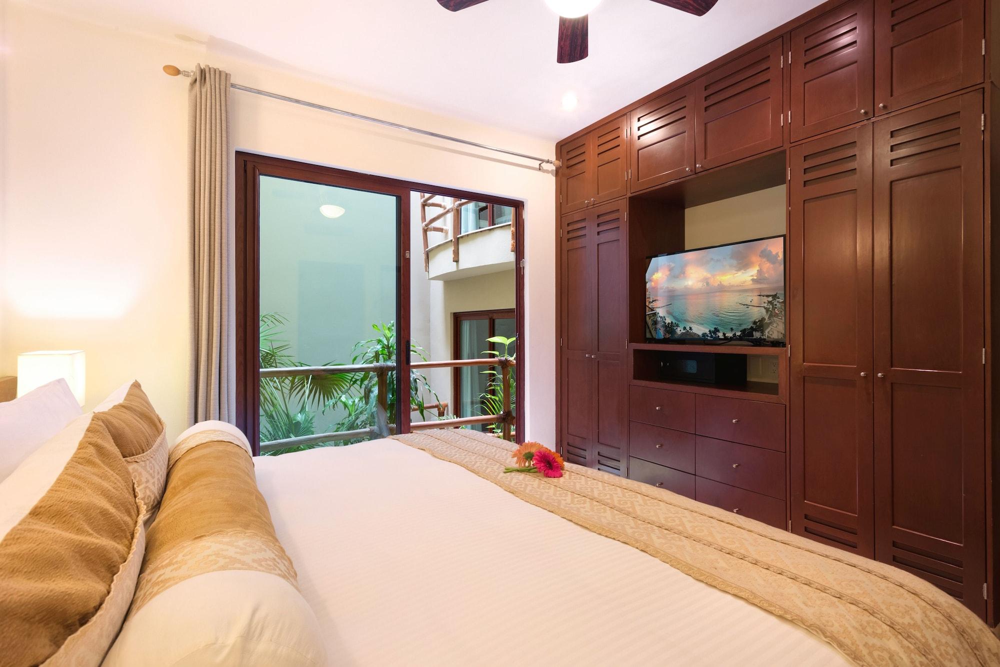 Maya And Beachclub Hotel 4*