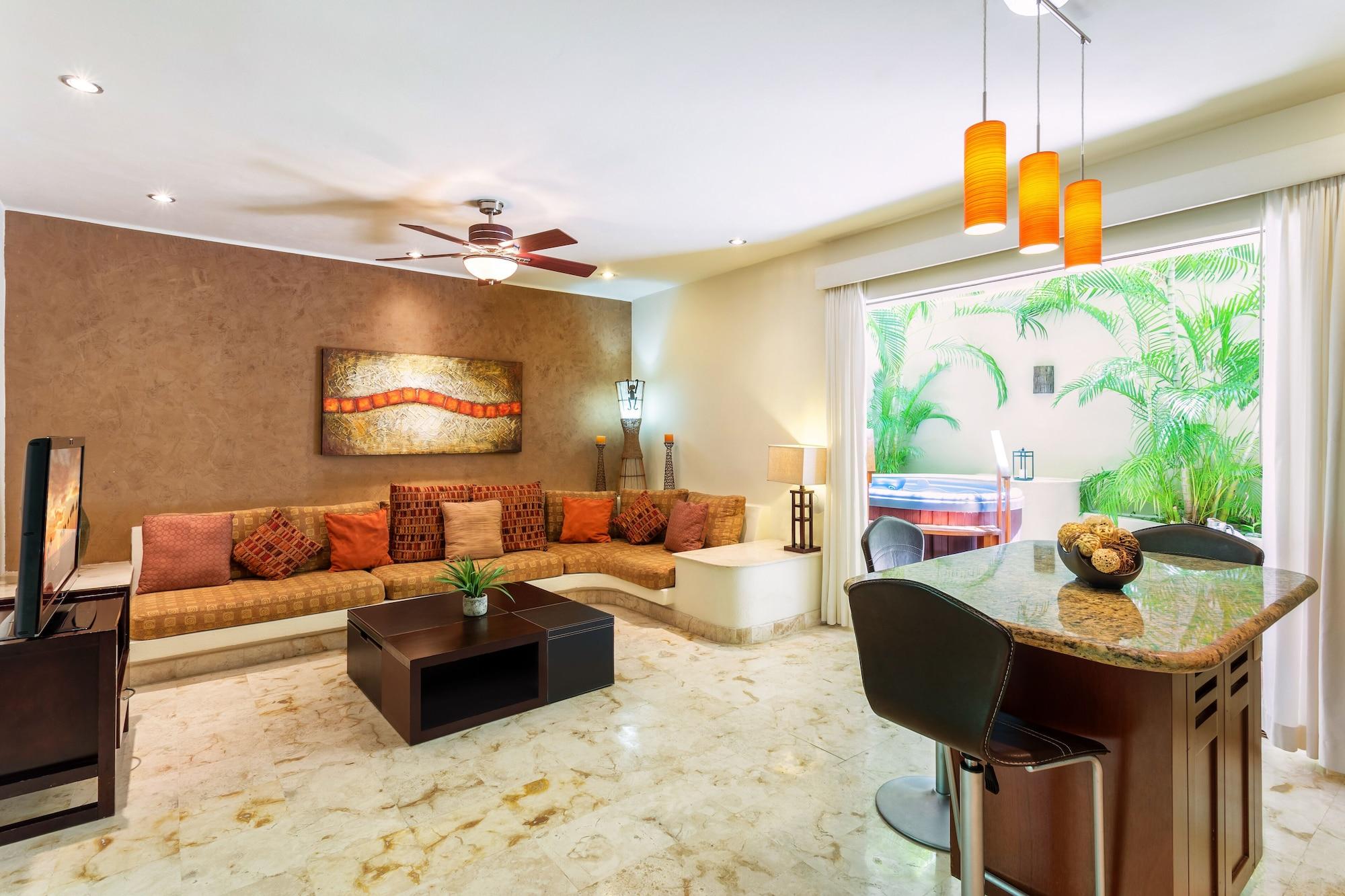 Hotel Maya And Beachclub