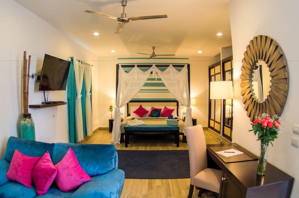 Mariposa Boutique - 5th Avenue Hotel 4*