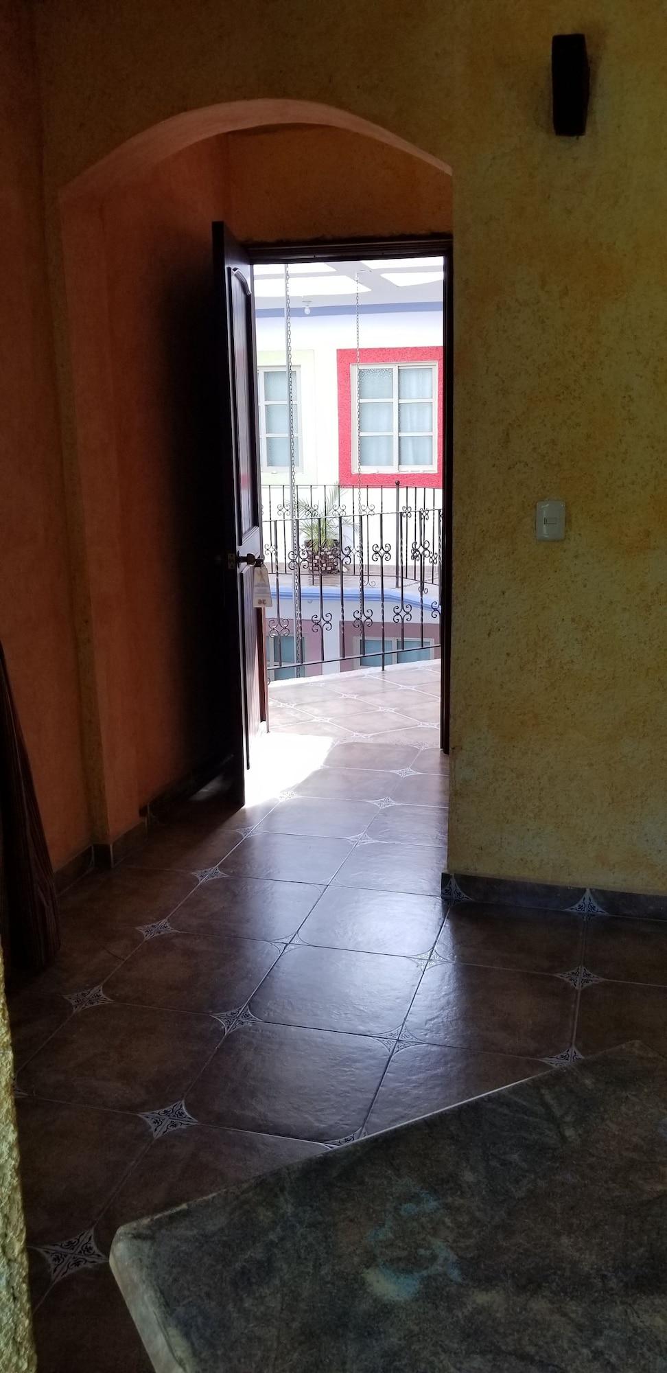 Hotel Alux