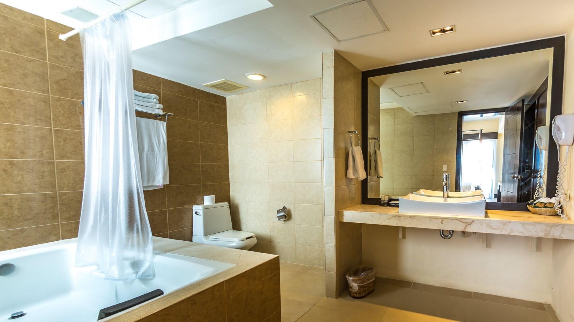 Aldea Beachside Condo By Bvr Aparthotel