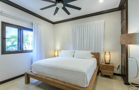 Unique In Playacar- Block From The Playa del Carmen
