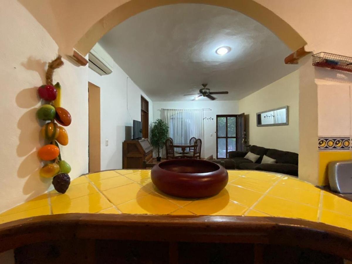 W/ Prime Location Mexican Colonial Style Appartement