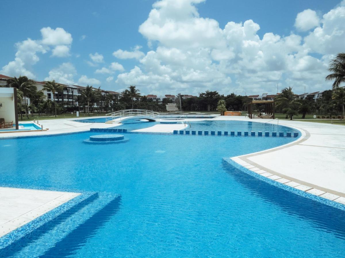 Impecable Y Lujoso Departamento Frente Al Mar En Mareazul Del Club De Golf Corasol Appartement Playa del Carmen