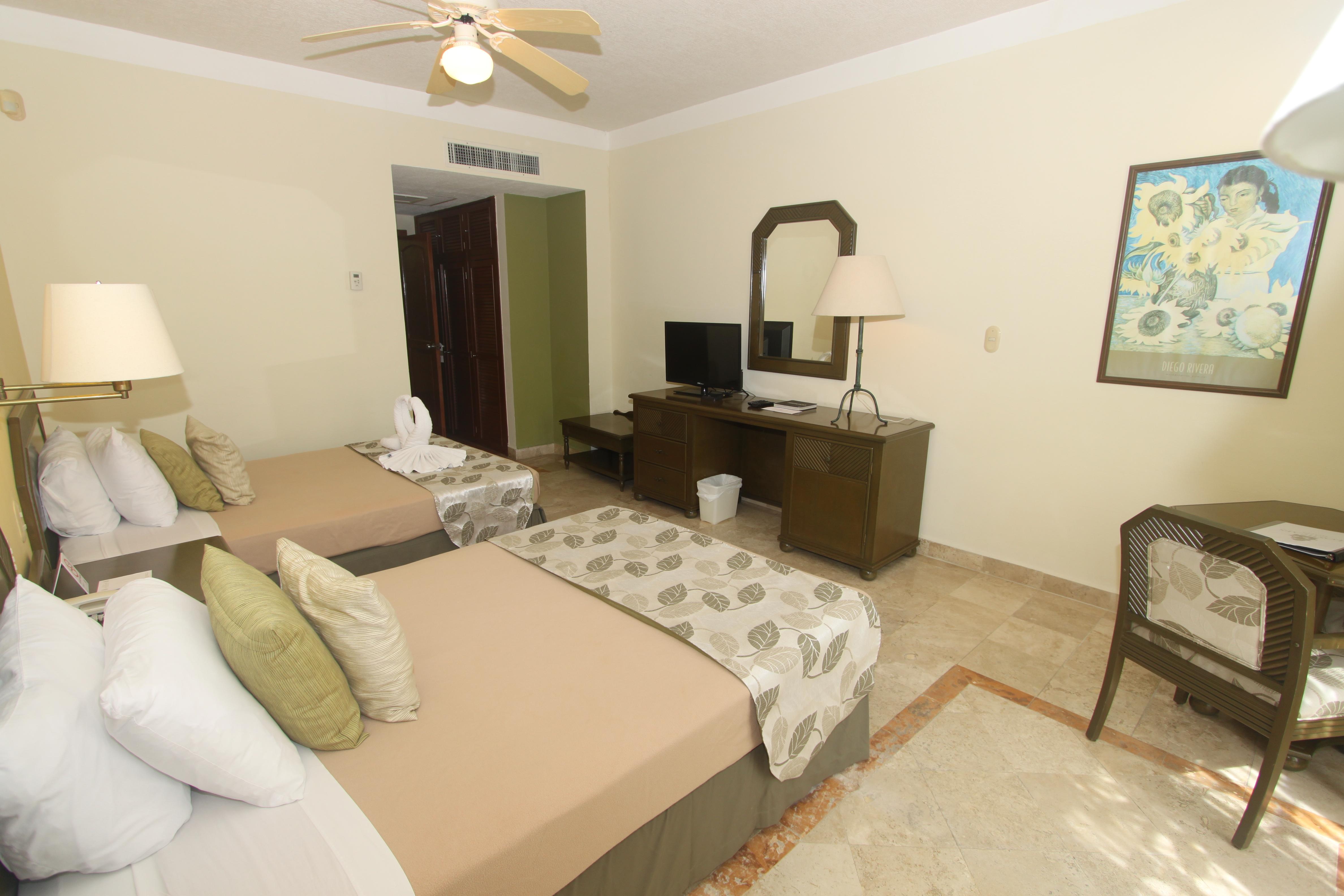Hotel Itzaes Playa del Carmen