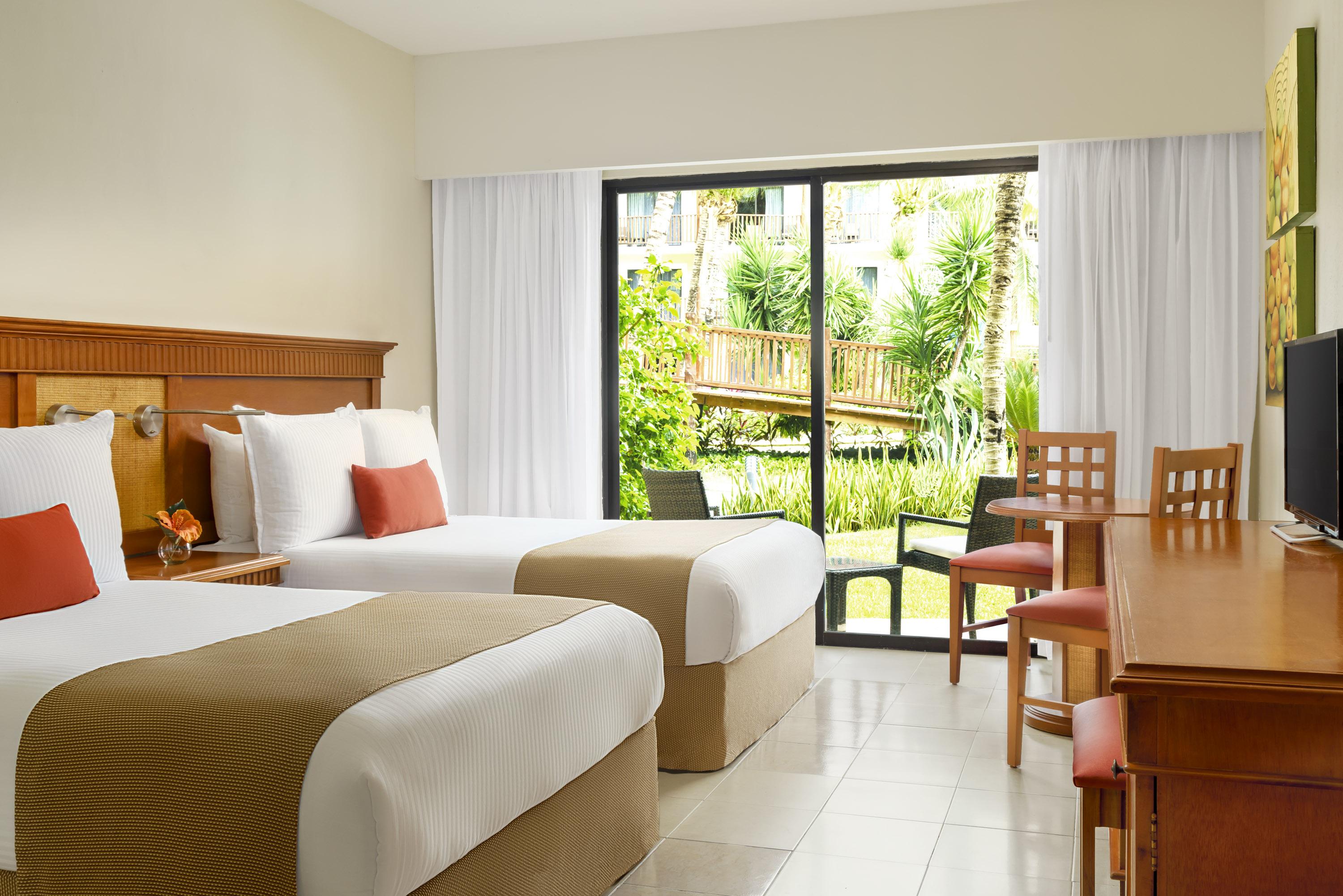 Resort The Reef Coco &