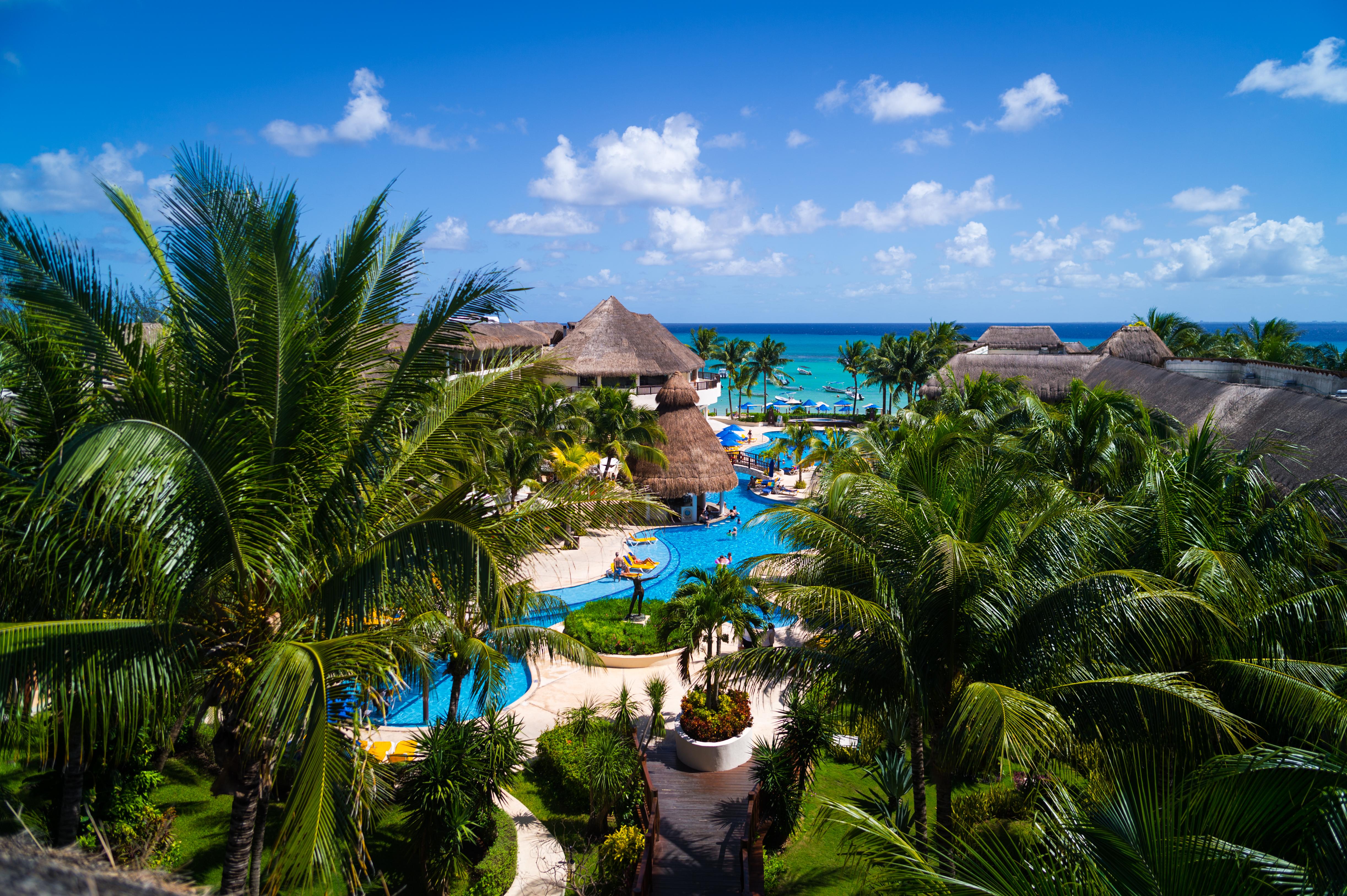 Resort The Reef Coco & 4*