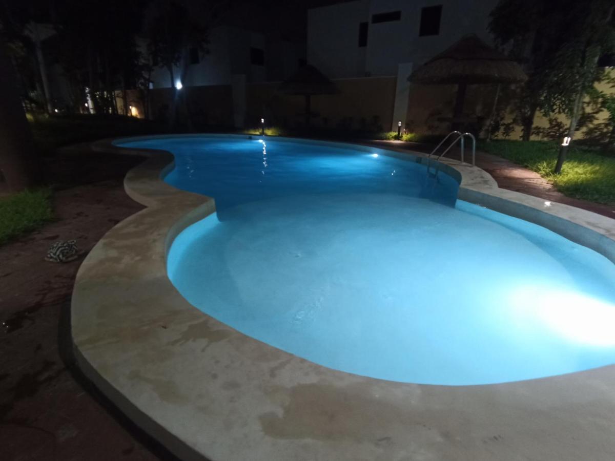 Casa En Privada Con Alberca, Excelente Para Vacaciones Y Descanso Playa del Carmen