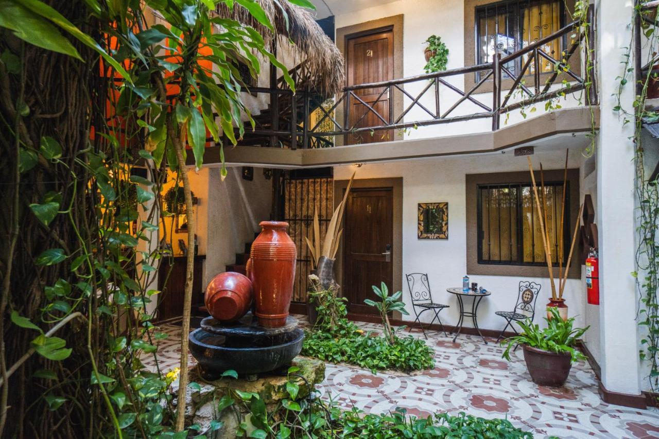 Mariposa Boutique - 5th Avenue Playa del Carmen