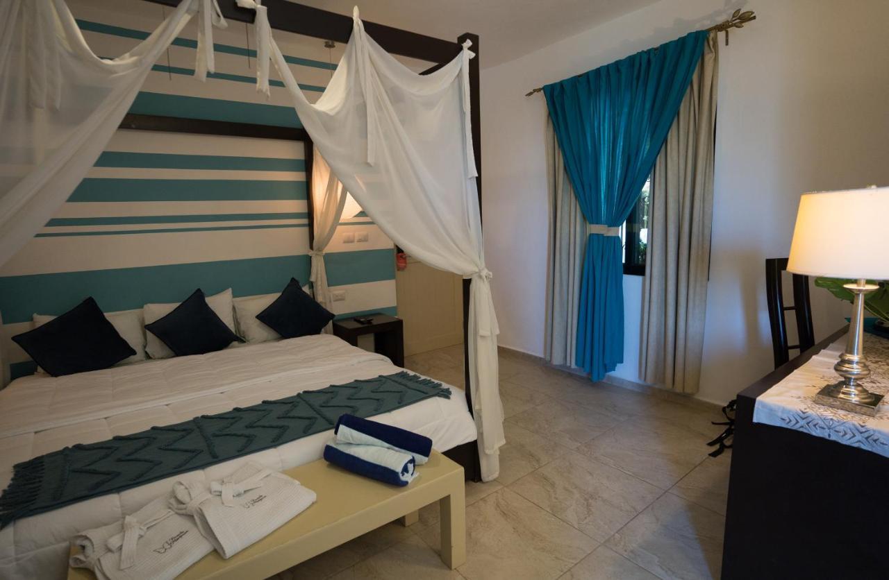 Mariposa Boutique - 5th Avenue Playa del Carmen