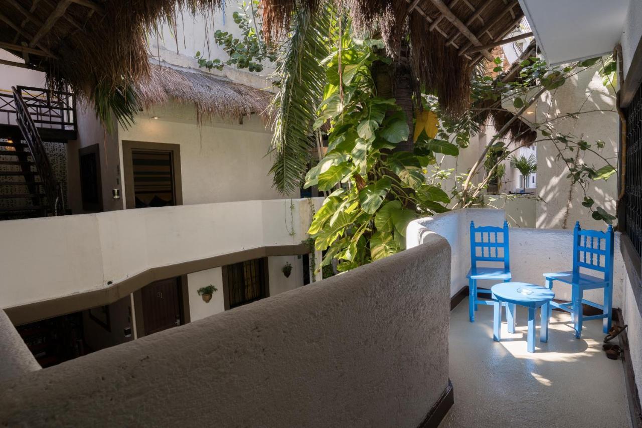 Mariposa Boutique - 5th Avenue Hotel