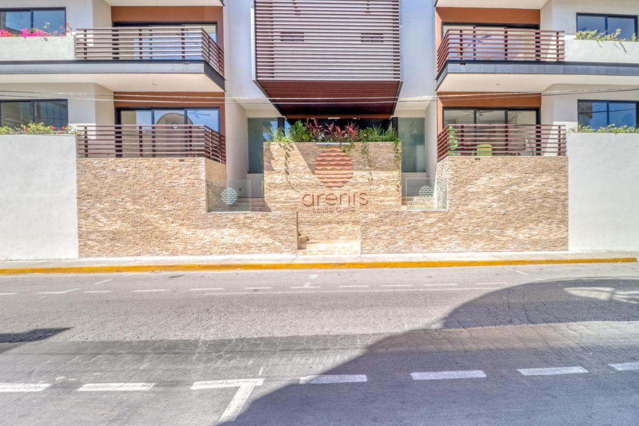 Cocos 403 At Arenis *