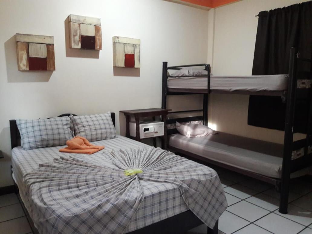 Alme Hostel *