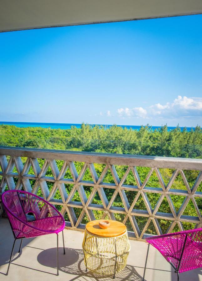 Cielo Y Mar (adults Only)