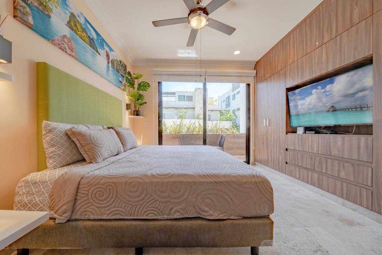 Caribbean Dreams - Stylish & Only 2 Blocks To The - At Bahay Playa del Carmen
