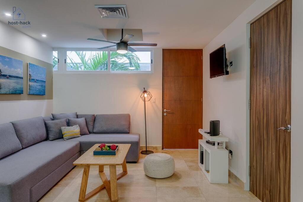 Apartment Danzamar 4, 5 Blocks Away From Playa Pelicanos