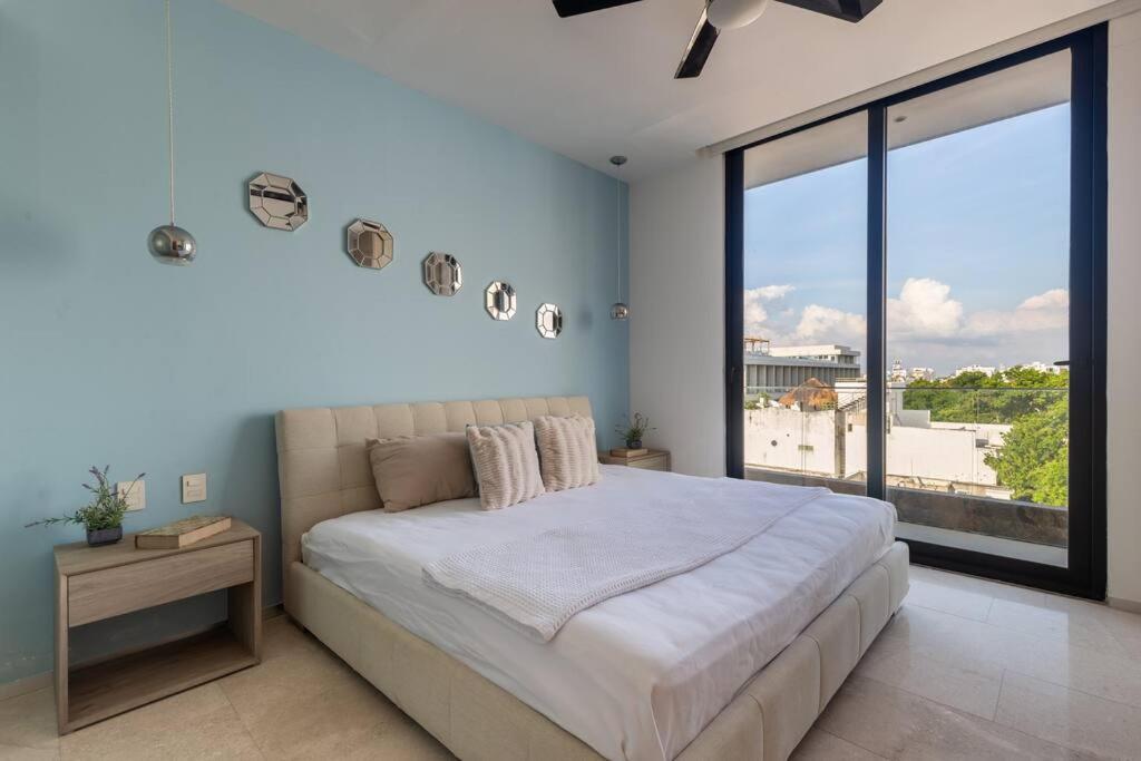 Luxury Penthouse And Private Rooftop Pool On 5ta Avenida