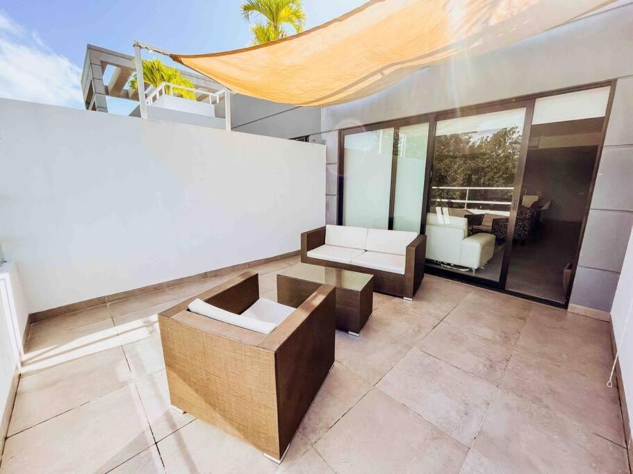 Ph Golf And Sea/huele A Mar, Se Ve El Golf Apartment