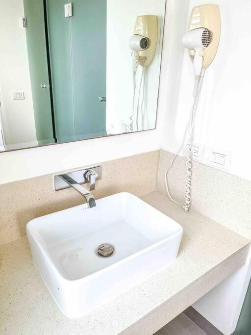 Ph Golf And Sea/huele A Mar, Se Ve El Golf Apartment *