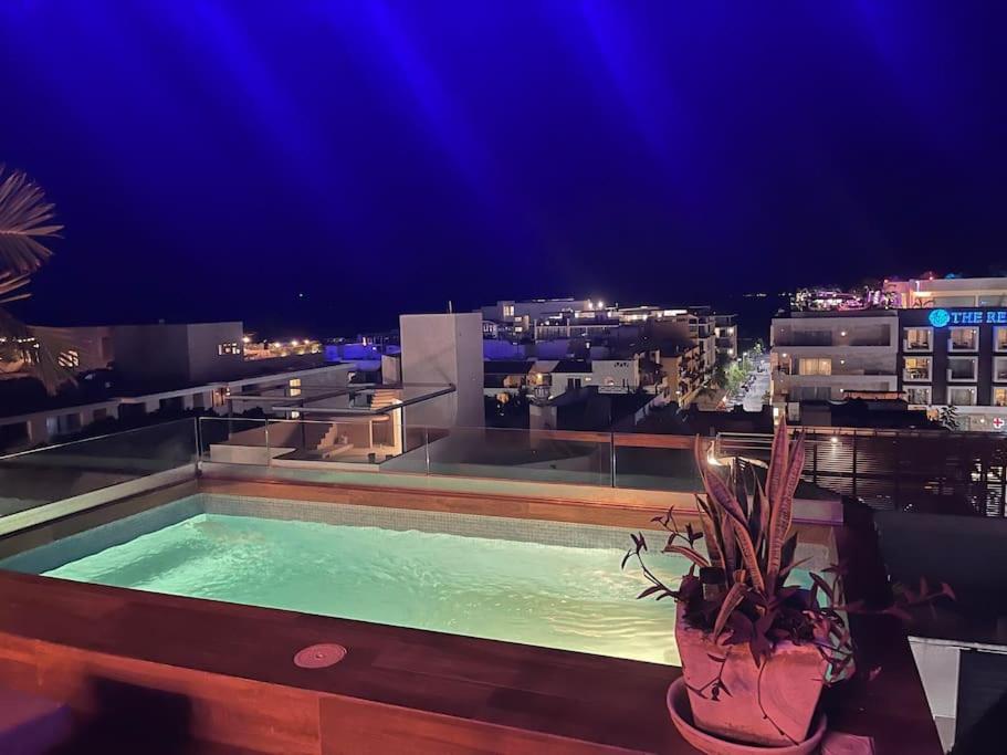 Penthouse On 5av! Private Pool! Rooftop With Ocean View Playa del Carmen