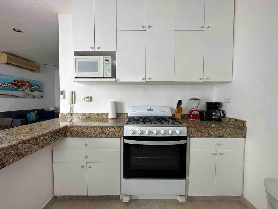 Appartement G302 - Perfectly Located Penthouse With Heated Pool! Playa del Carmen