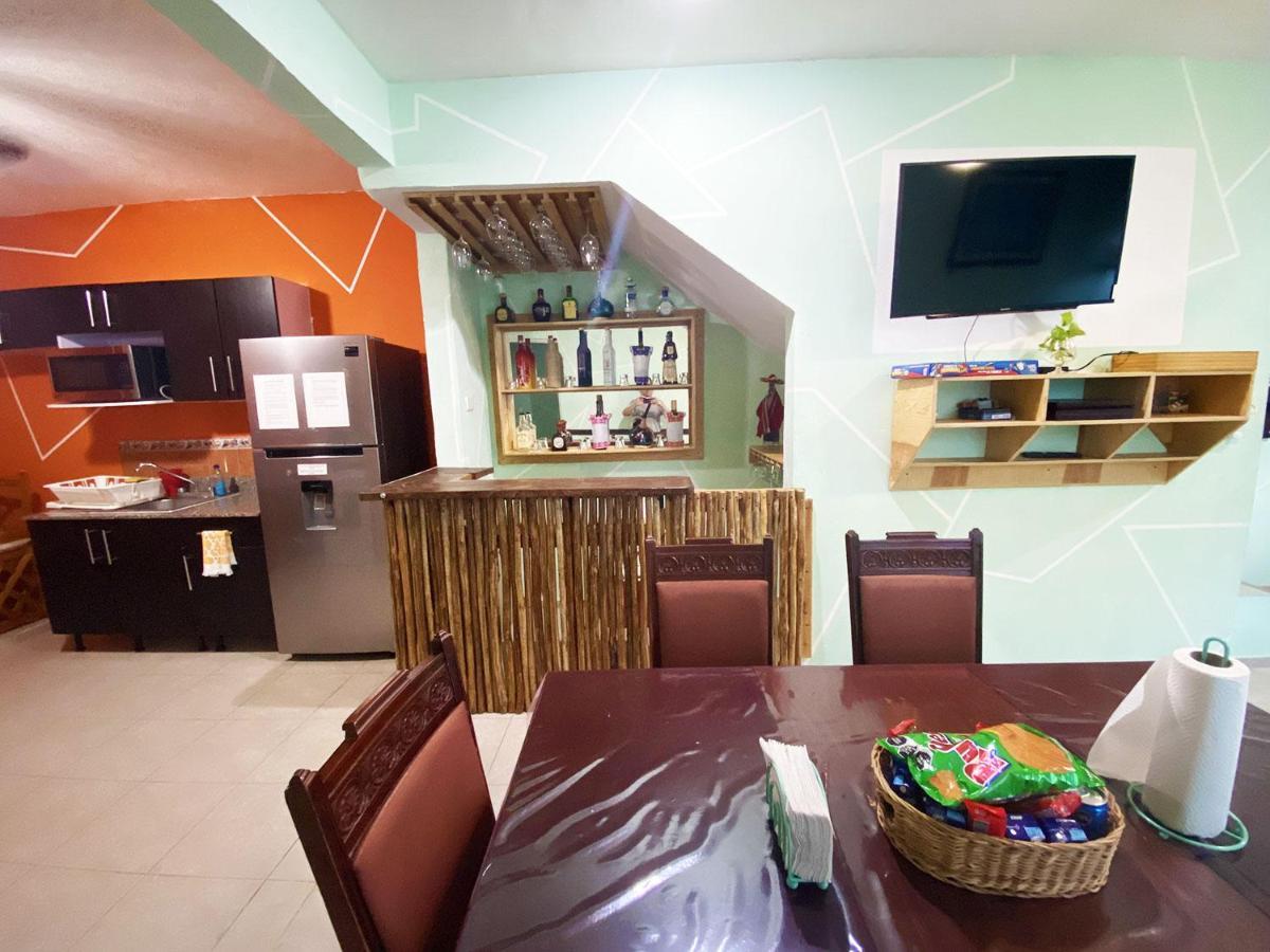 Ferienhaus Casa Mexicana Amplia Con Seguridad, Alberca Y Parking Playa del Carmen