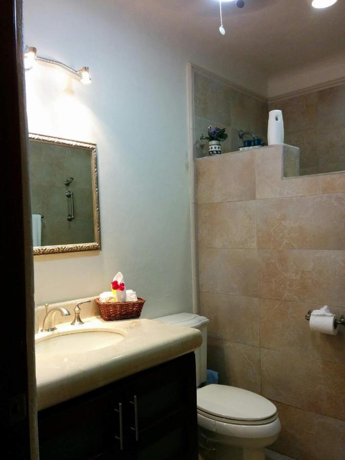 Casa Beard, Spacious With High Speed Wifi & Pool. * Playa del Carmen
