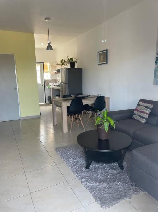 Valentina Iii; Departamento Entero Con Amenidades Apartamento *