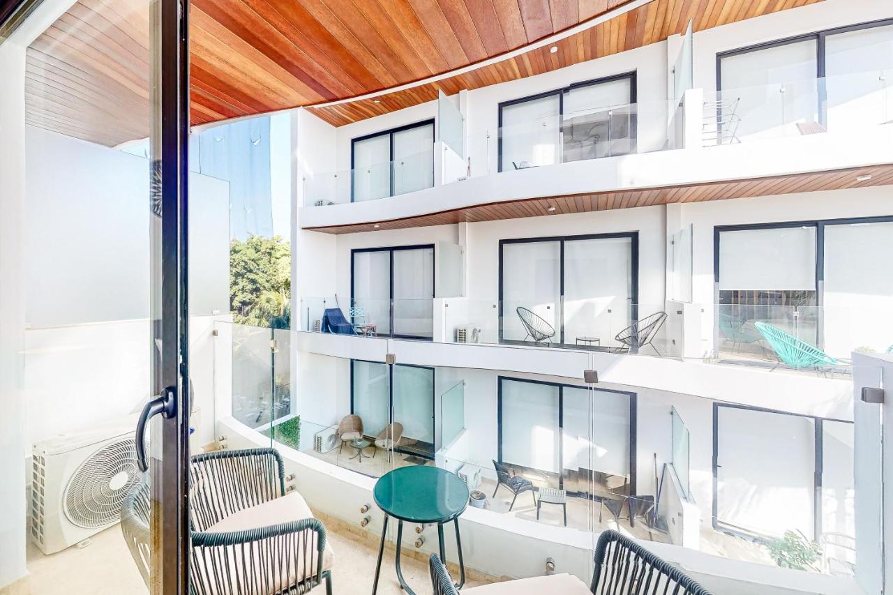 Menesse Midtown 2 Unit 208 Hotel *