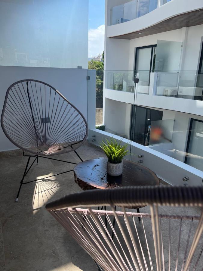 Menesse Midtown 2 206 Y 209 Apartment