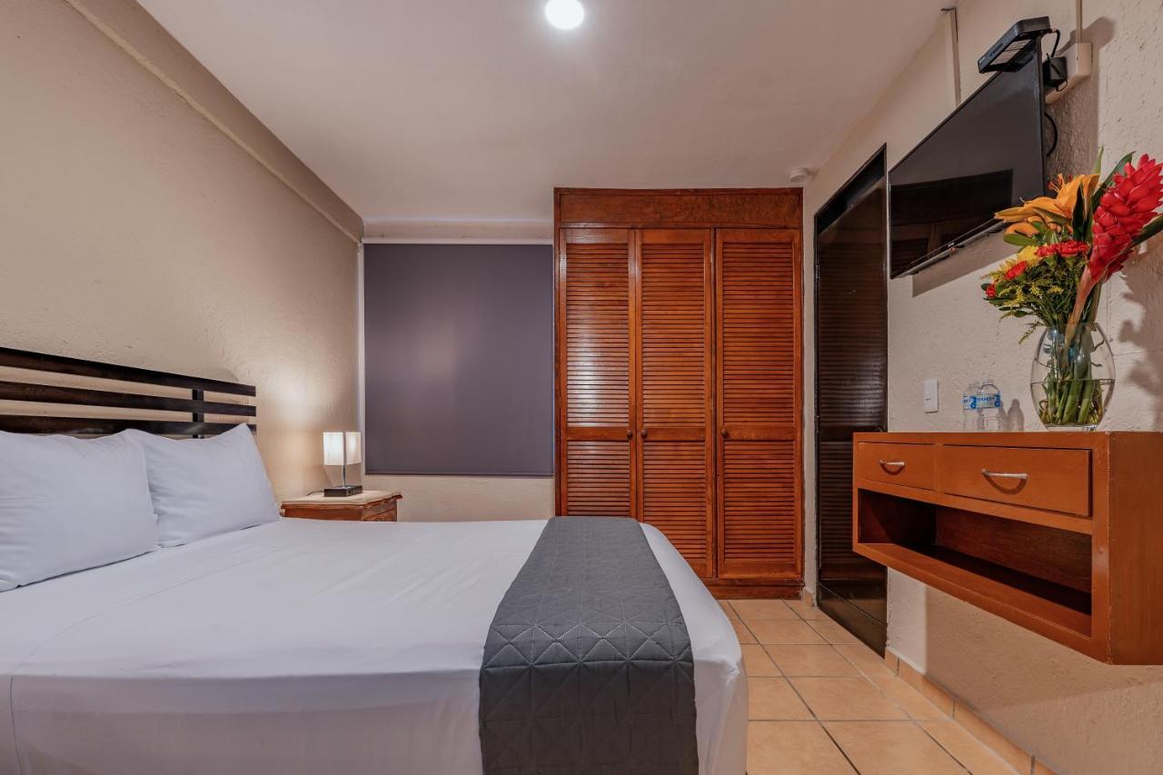 Hotel Brisas 5a Av, 4*