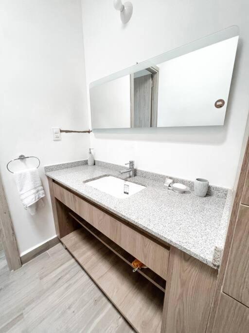Villa Bali Life Style Villa, Beautiful 3brs 2.5 Bath House.