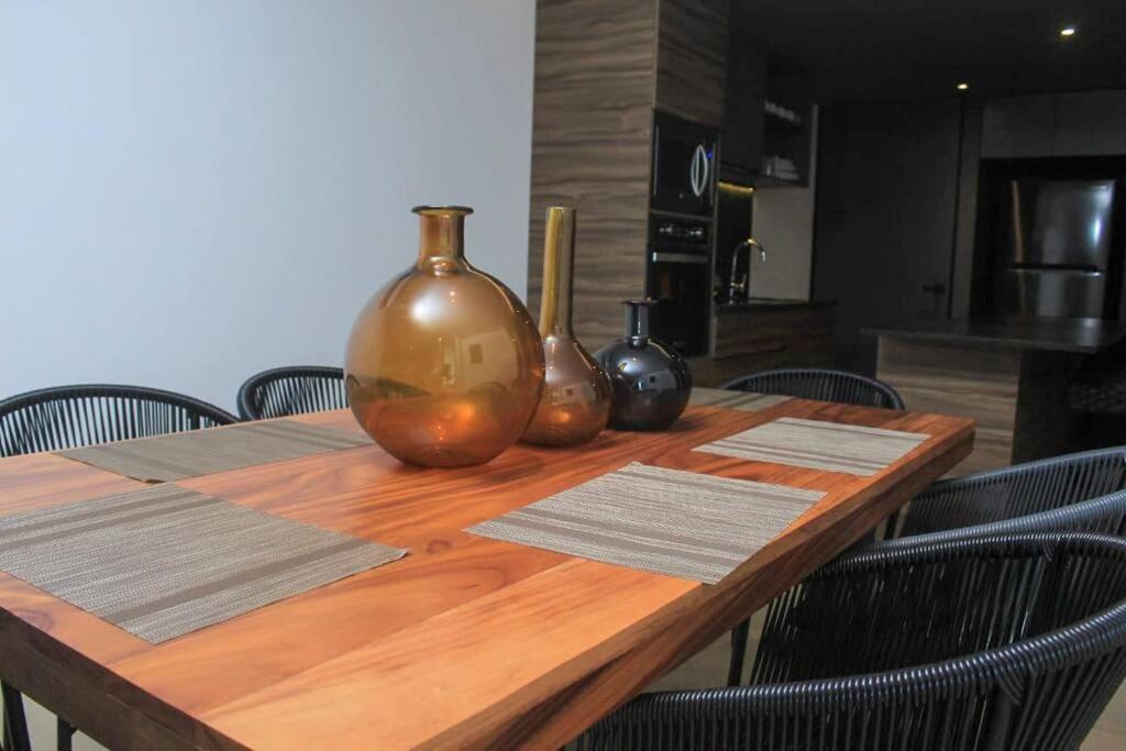Luxury 1 Block To 5th Avenue Apartamento *