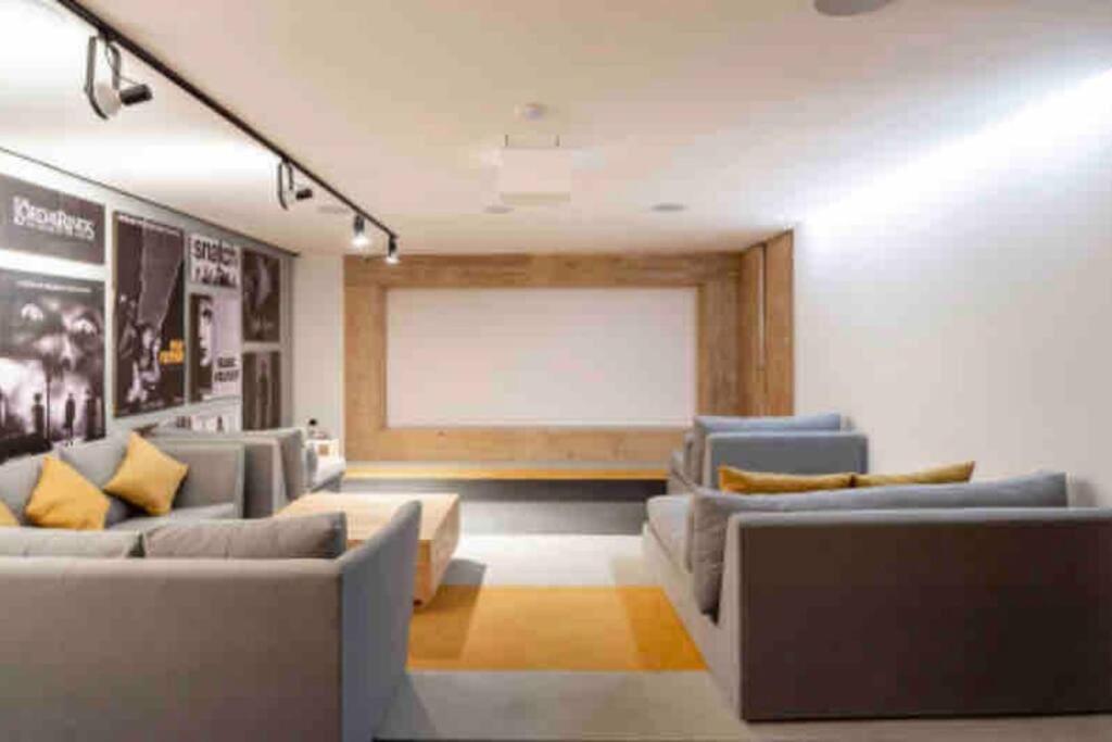Ideally Located Steps From The 5th Avenue
