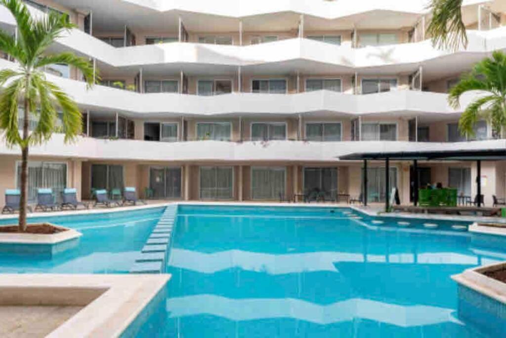 Ideally Located Steps From The 5th Avenue * Playa del Carmen