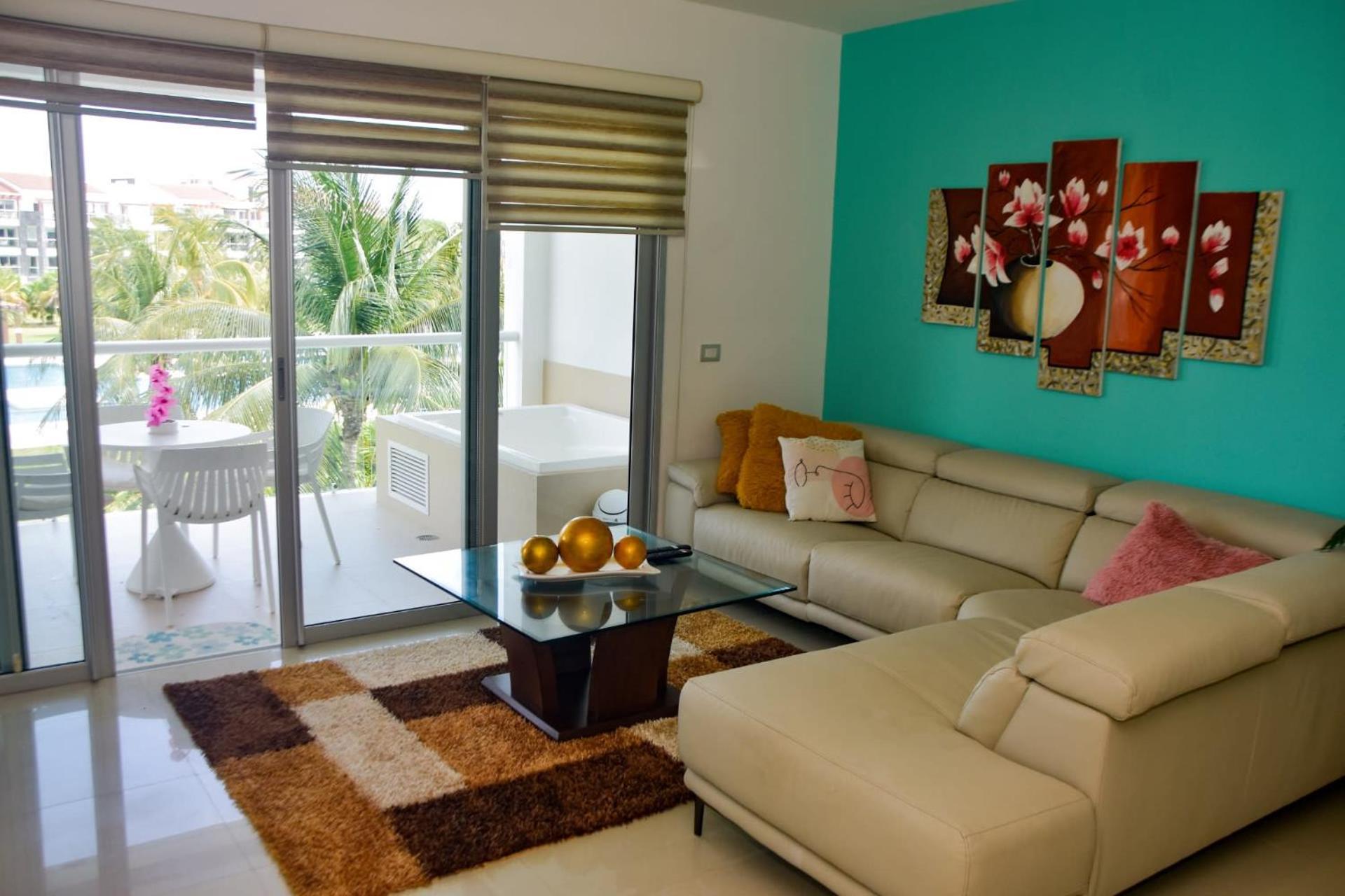 Luxurious Hideaway With Private Access Playa del Carmen