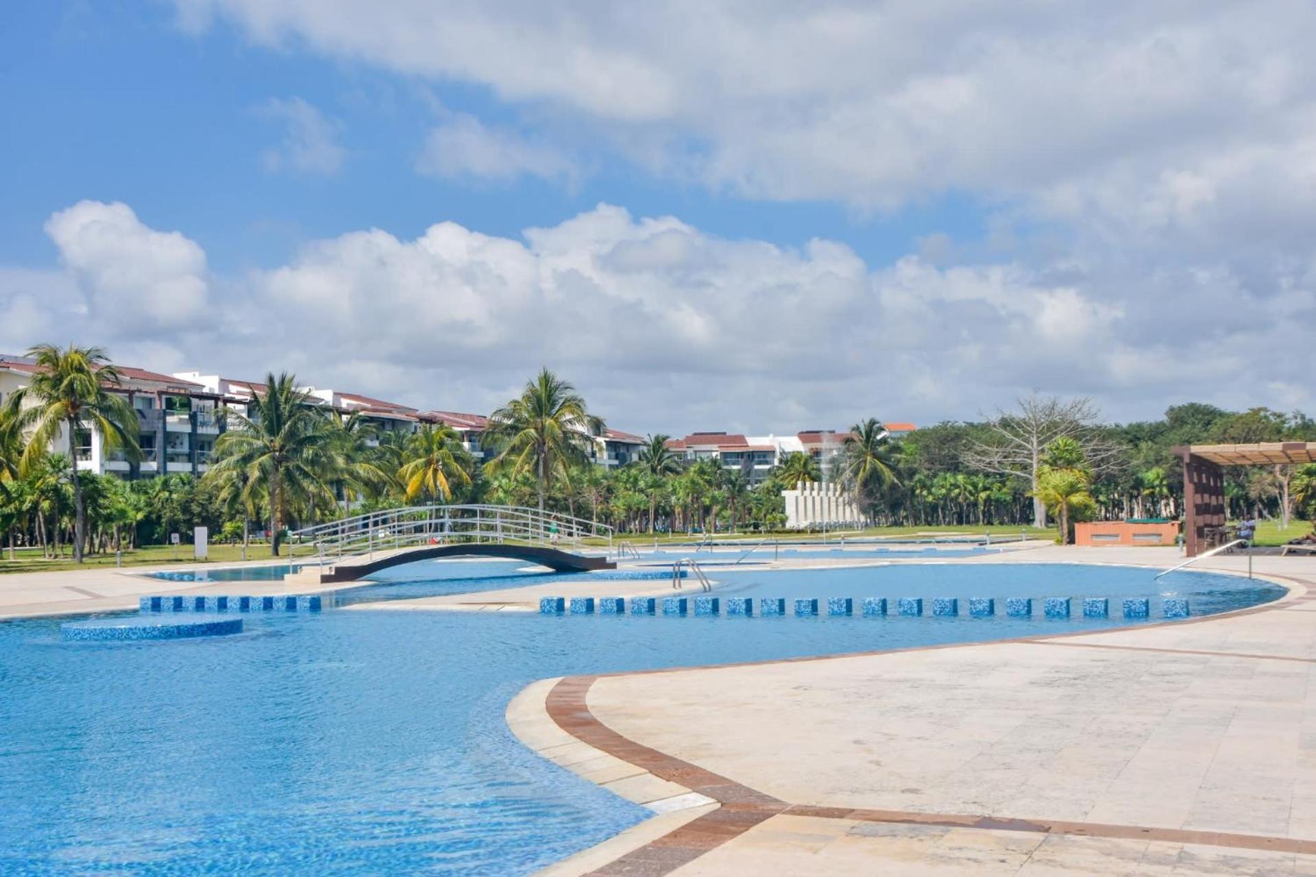 Apartment Luxurious Hideaway With Private Access *