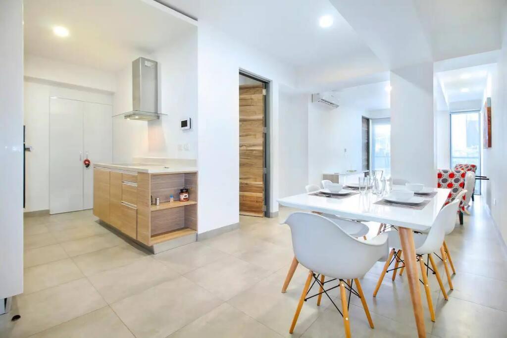 Brightness & Spacious 1 Bedroom Apartment