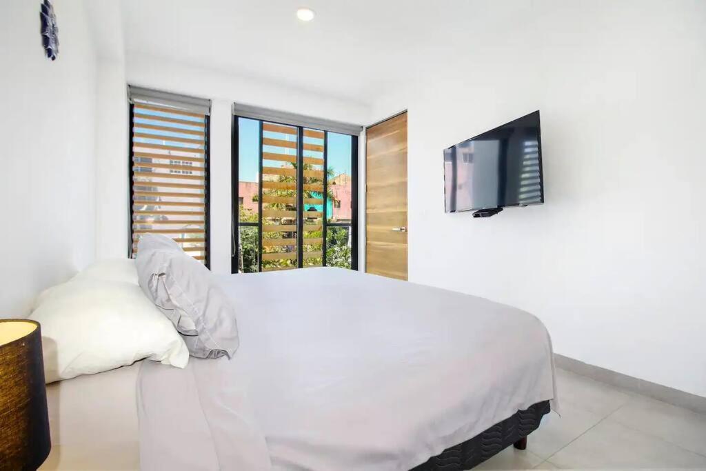 Brightness & Spacious 1 Bedroom Apartment