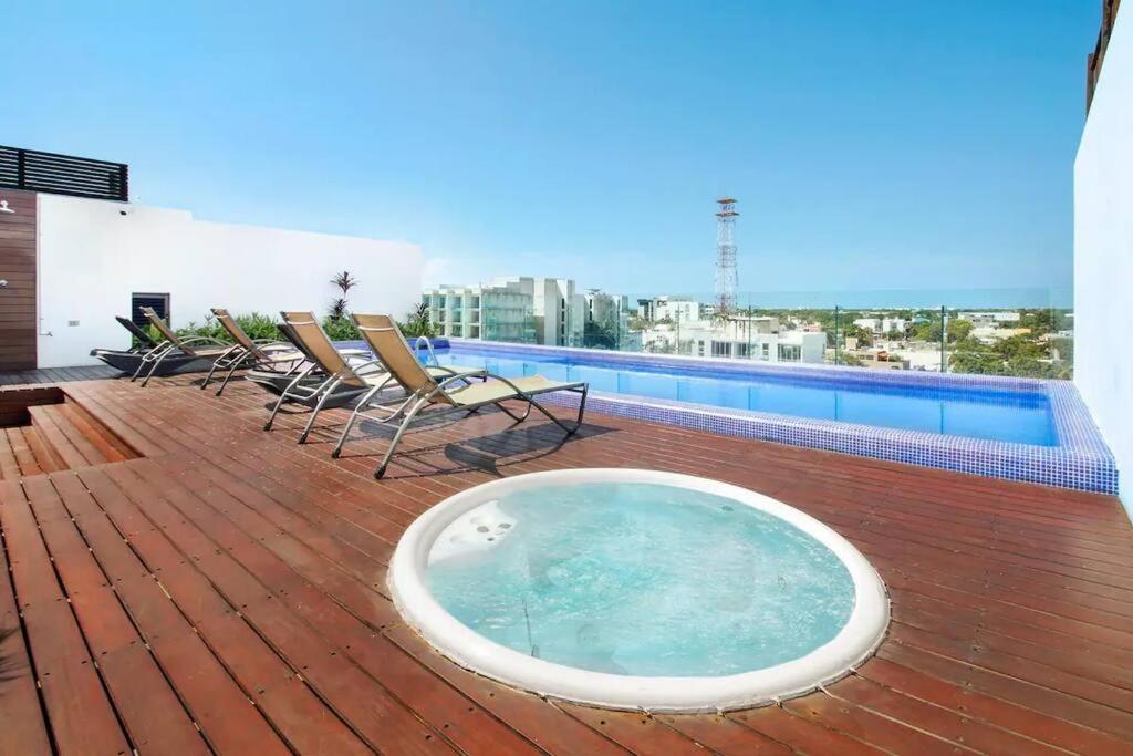 Brightness & Spacious 1 Bedroom *