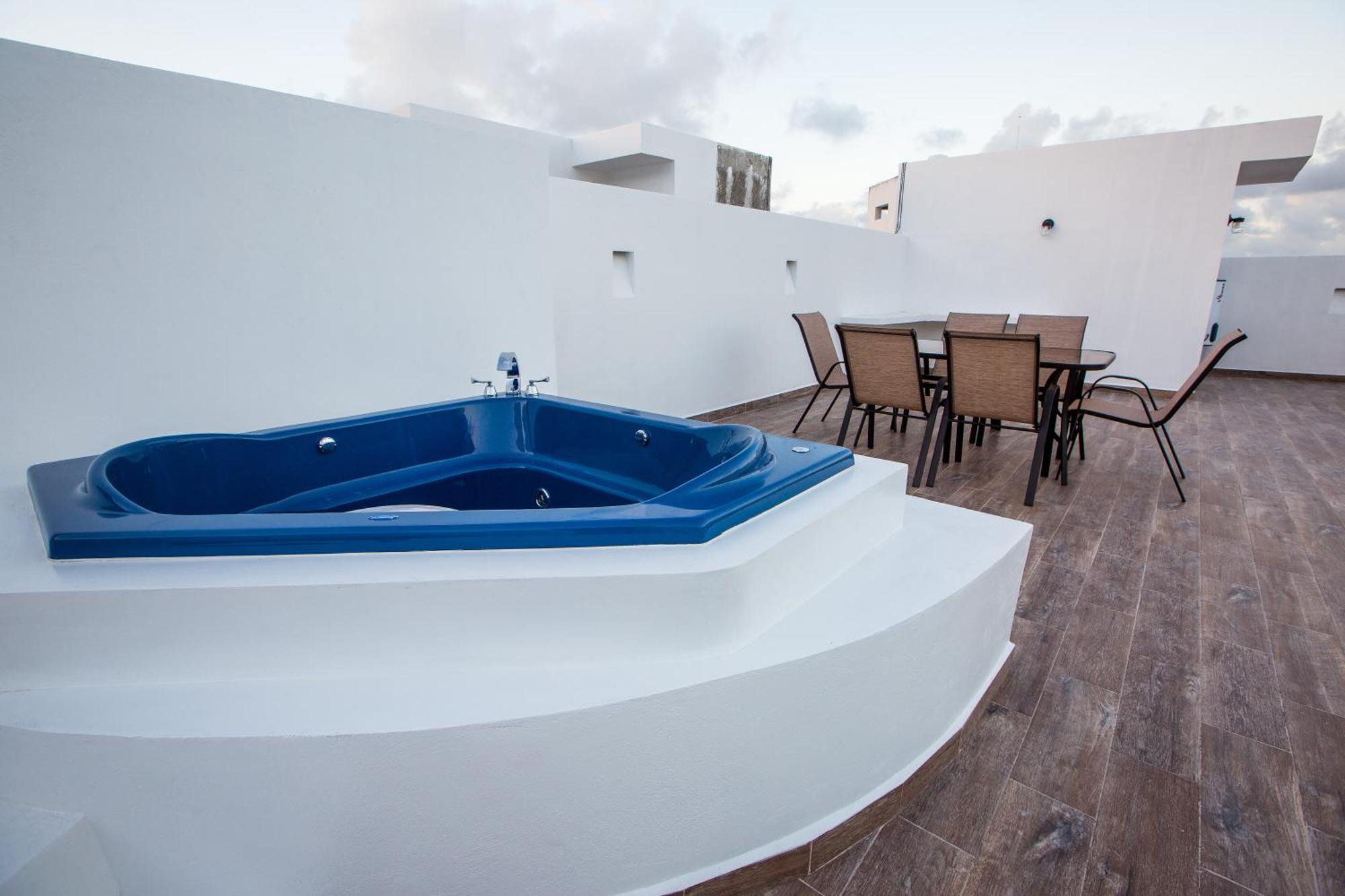 Best And Penthouses With Jacuzzi Pool In Pdc! Playa del Carmen