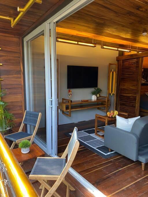 Unique In Playa - Walk To + 5th Avenue Apartment Playa del Carmen