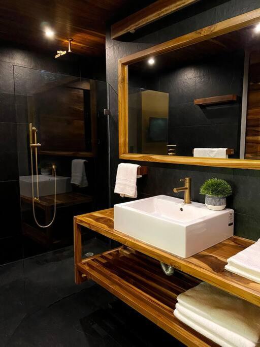 Apartment Unique In Playa - Walk To + 5th Avenue Playa del Carmen