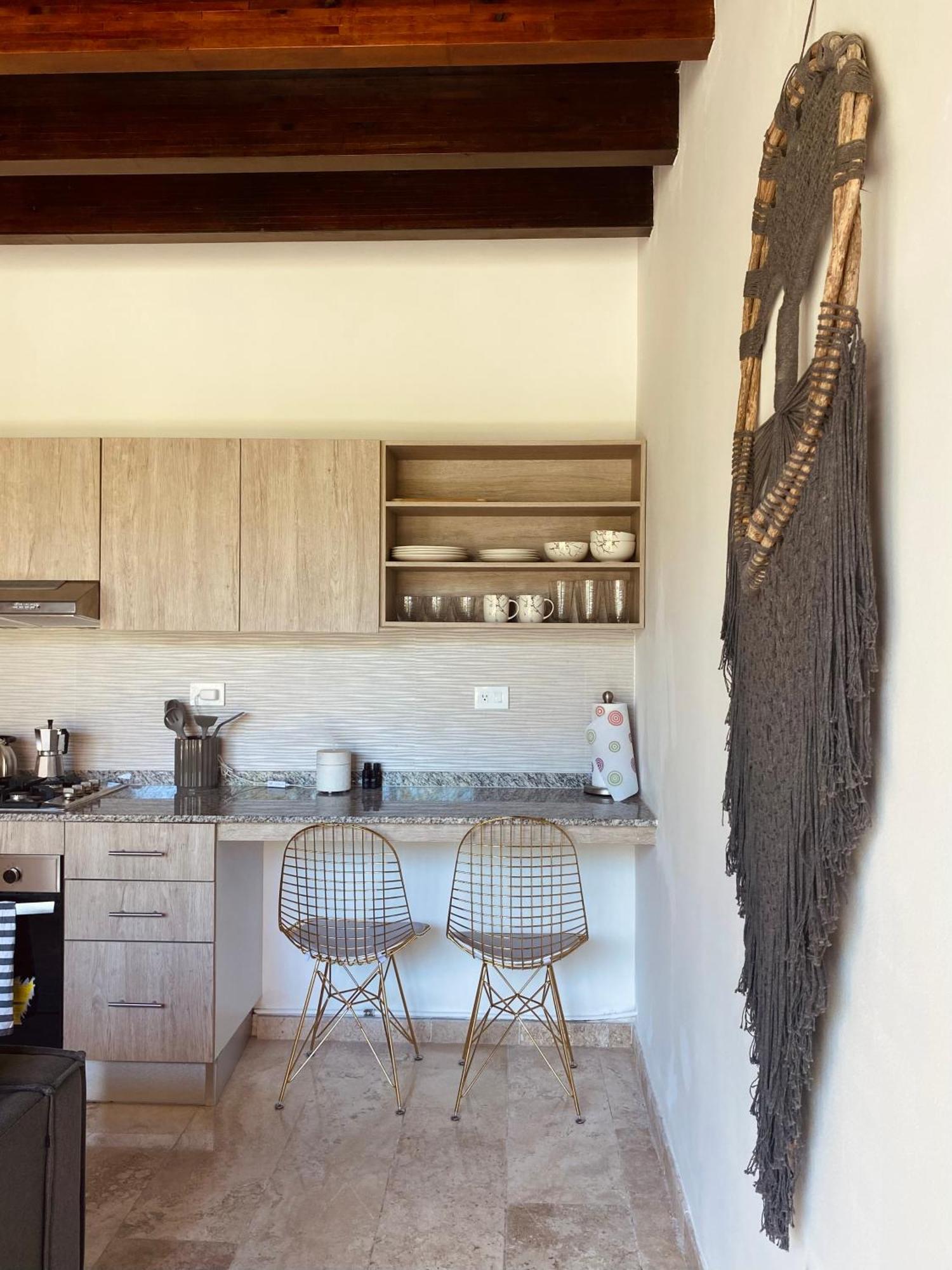 Cozy Poolside Apartment Playa del Carmen
