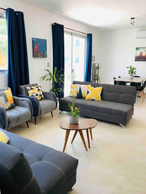 Depa Familiar Pb 6pax Con Alberca Rodeado De Restaurantes Zona Segura * Playa del Carmen