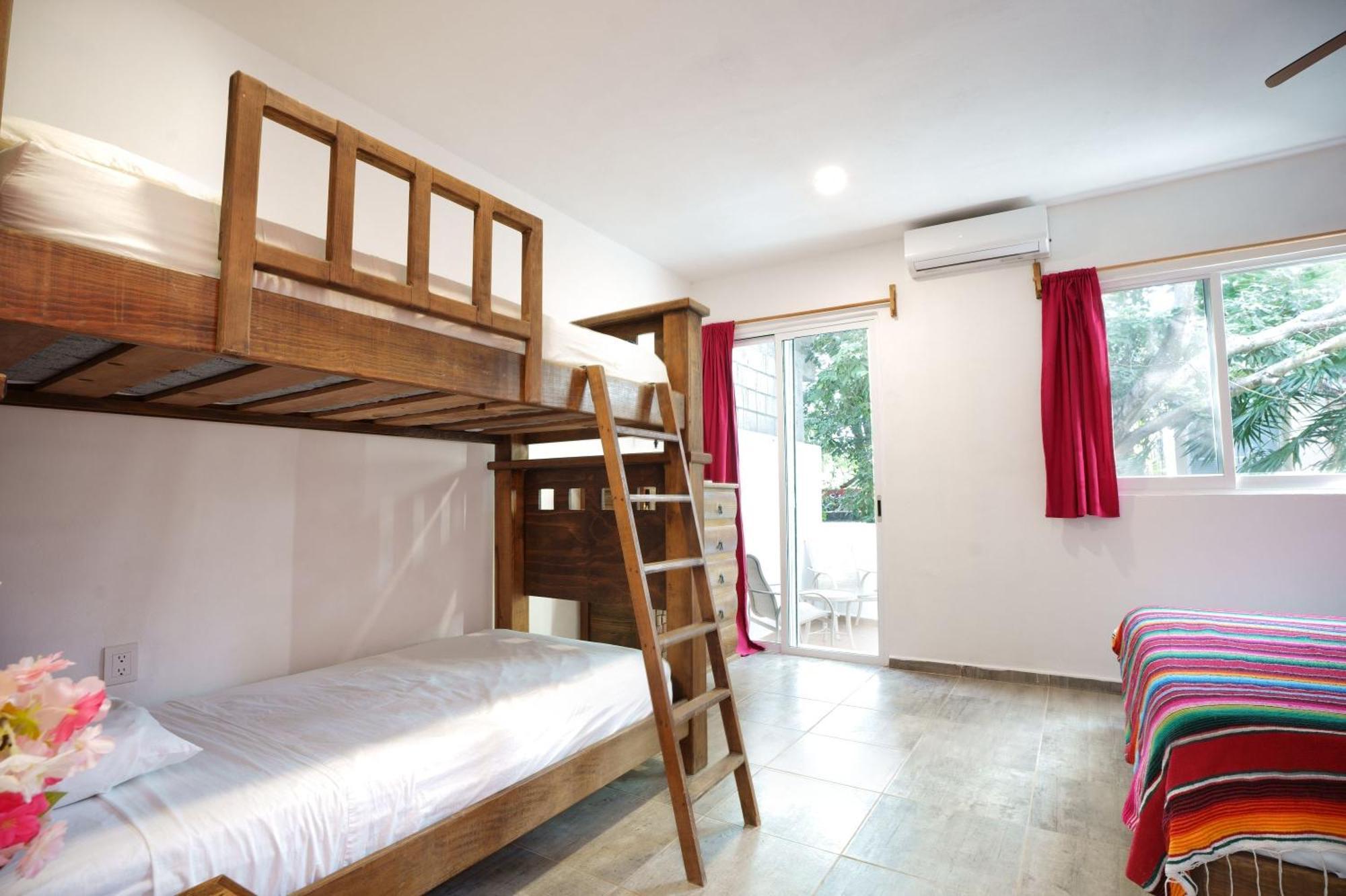 Holiday home Casa De Colores